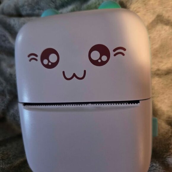 Luqeeg Inkless Label Printer, Portable Mini Thermal Printer - Picture 7 of 7